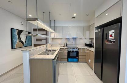 Apartment - 2 - 2 for rent in Burj Royale - Downtown Dubai - Dubai