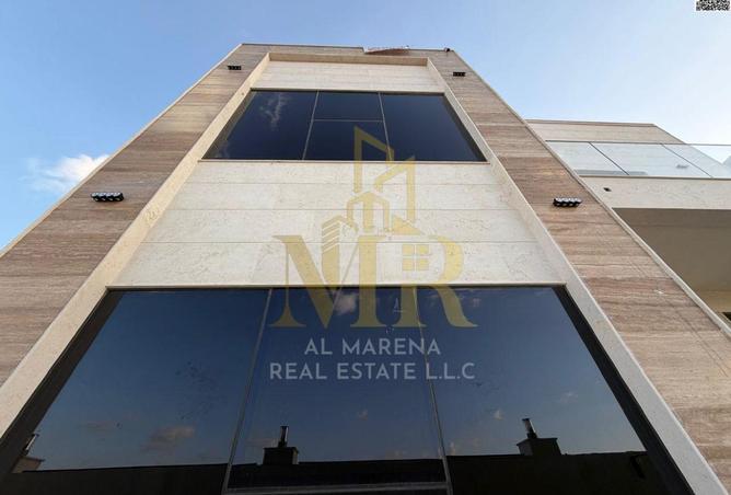 71143907 - Property Image 3