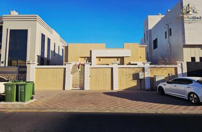 Villa - 3 Bedrooms - 5 Bathrooms for rent in Al Yasmeen 1 - Al Yasmeen - Ajman