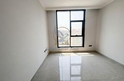 Apartment - 2 Bedrooms - 3 Bathrooms for rent in New Al Taawun Road - Al Taawun - Sharjah
