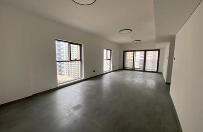 Apartment - 3 Bedrooms - 4 Bathrooms for rent in Al Majaz 3 - Al Majaz - Sharjah