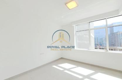 Apartment - 2 Bedrooms - 3 Bathrooms for rent in Vezul Residence - Business Bay - Dubai