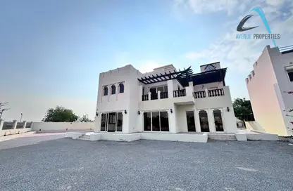 فيلا - 4 غرف نوم - 5 حمامات للايجار في فلل قرية الحمرا - قرية الحمرا - رأس الخيمة