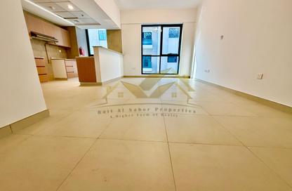 Apartment - 2 Bedrooms - 2 Bathrooms for rent in Jumeirah Garden City - Al Satwa - Dubai