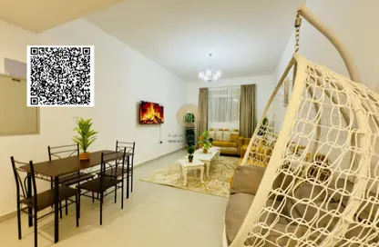 شقة - 2 غرف نوم - 3 حمامات للايجار في برج الكورنيش - طريق كورنيش عجمان - عجمان