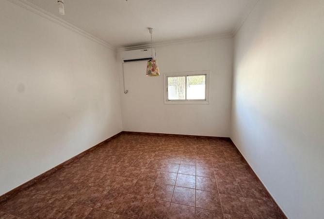 61662389 - Property Image 3