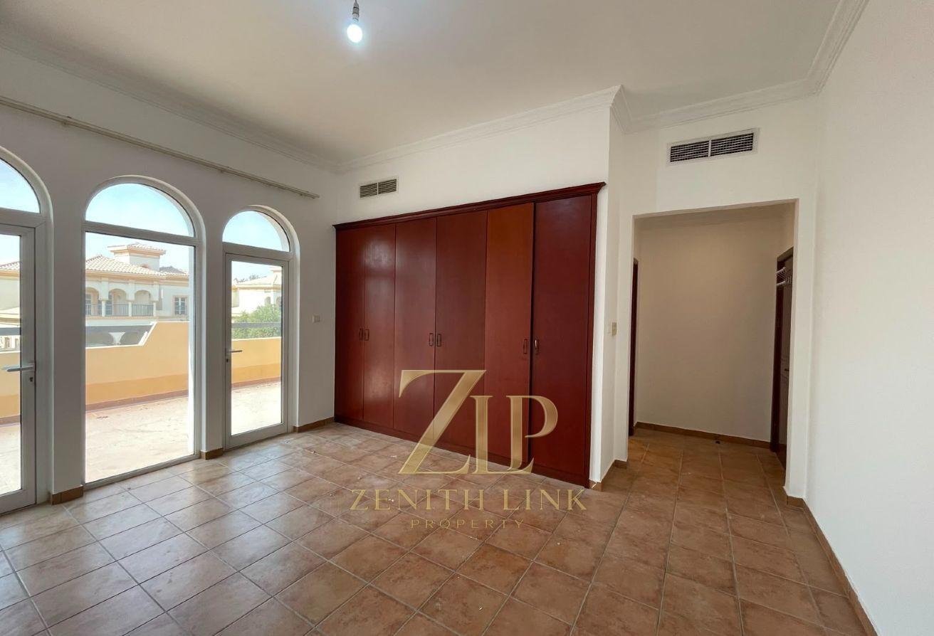 UPGRADED 5BR VILLA + MAID’S ROOM | PRIVATE POOL photo 16