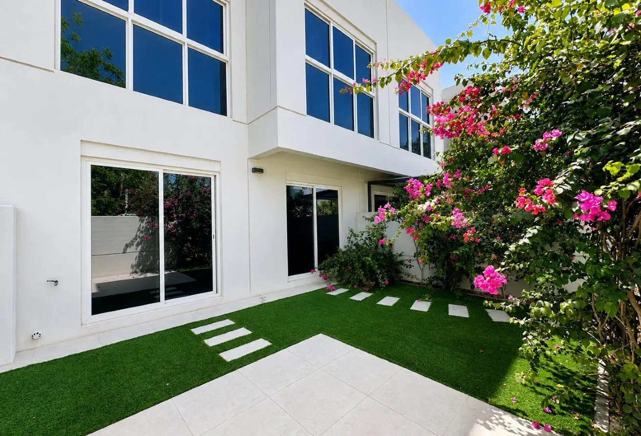 128368923 - Property Main Image