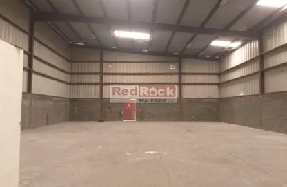 Warehouse - Studio for rent in Umm Ramool - Dubai