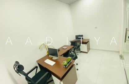 Office Space - Studio - 1 Bathroom for rent in Red Avenue - Al Garhoud - Dubai