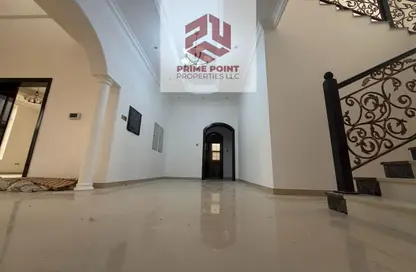 Villa - 5 Bedrooms - 6 Bathrooms for rent in Al Quoz 2 - Al Quoz - Dubai