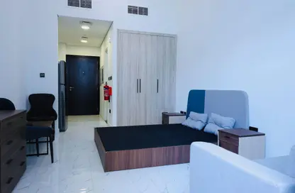 Apartment - Studio - 1 Bathroom for rent in The Gate - Masdar City - Abu Dhabi