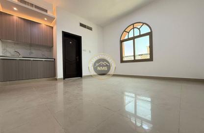 Apartment - Studio - 1 Bathroom for rent in Hadbat Al Zafranah - Muroor Area - Abu Dhabi