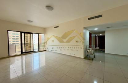 Apartment - 4 - 4 for rent in Golden Sands 9 - Al Mankhool - Bur Dubai - Dubai