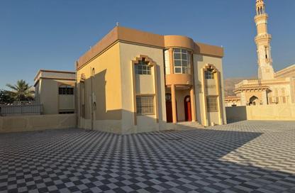 فيلا - 6 غرف نوم - 5 حمامات للايجار في جلفار - رأس الخيمة