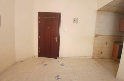 Apartment - Studio - 1 Bathroom for rent in Fire Station Road - Muwaileh - Sharjah