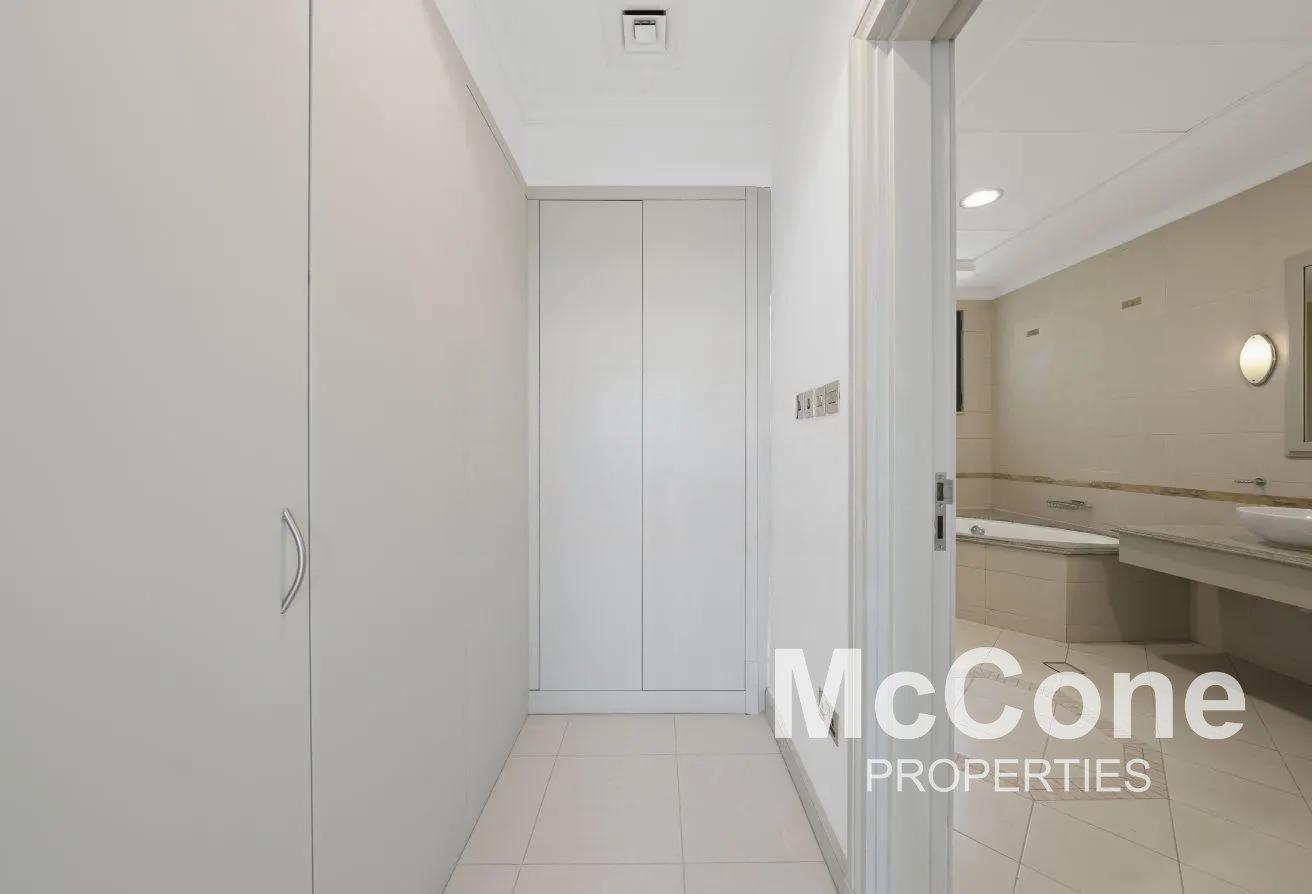 Mid Number | Direct Beach Access | View Today photo 17