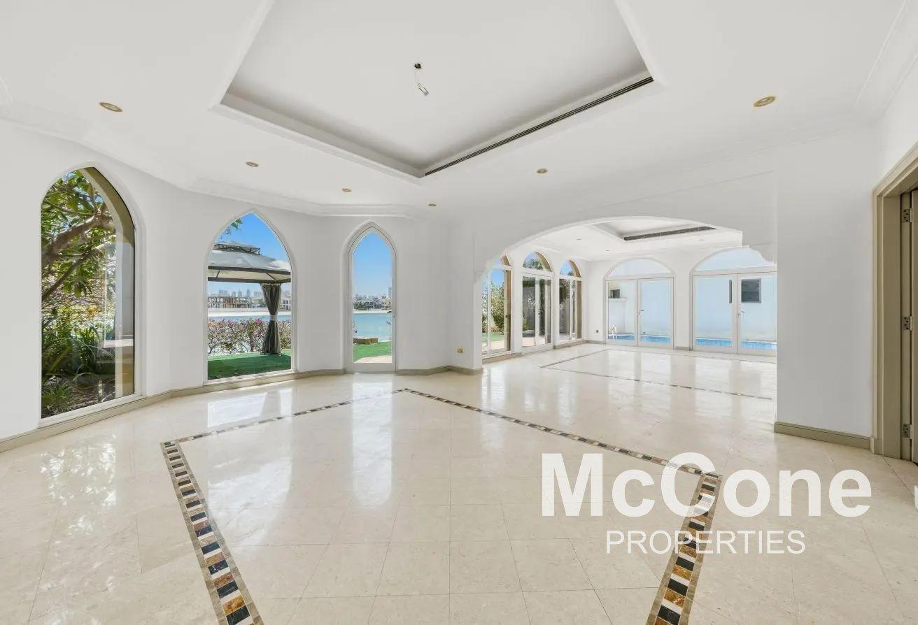 Mid Number | Direct Beach Access | View Today photo 5