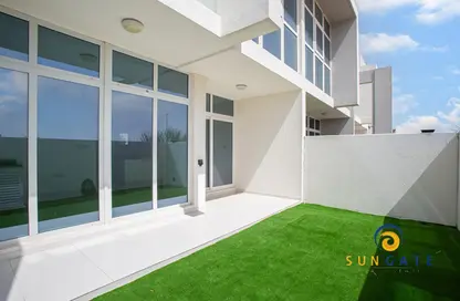 Townhouse - 3 Bedrooms - 3 Bathrooms for rent in Albizia - Damac Hills 2 - Dubai Townhouse - 3 Bedrooms - 3 Bathrooms for rent in Albizia - Damac Hills 2 - Dubai