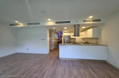 شقة - غرفة نوم - 2 حمامات للايجار في Bالنسيم رزدنسز - البندر - شاطئ الراحة - أبوظبي