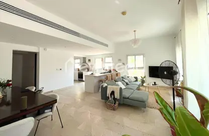 Villa - 3 Bedrooms - 4 Bathrooms for rent in La Residencia Del Sol - District 10 - Jumeirah Village Circle - Dubai