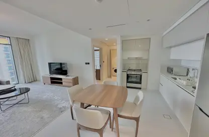 Apartment - 1 Bedroom - 1 Bathroom for rent in Marina Vista Tower 1 - Marina Vista - EMAAR Beachfront - Dubai Harbour - Dubai