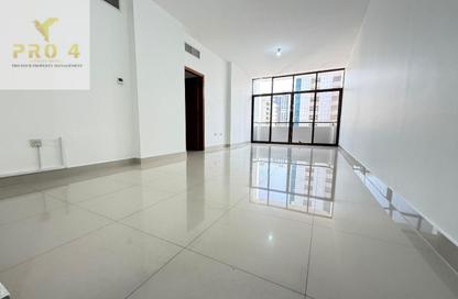 Apartment - 3 - 2 for rent in Hamdan Street - Abu Dhabi