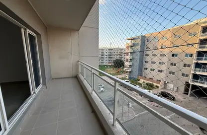 شقة - 2 غرف نوم - 3 حمامات للايجار في برج 12 - الريف داون تاون - الريف - أبوظبي