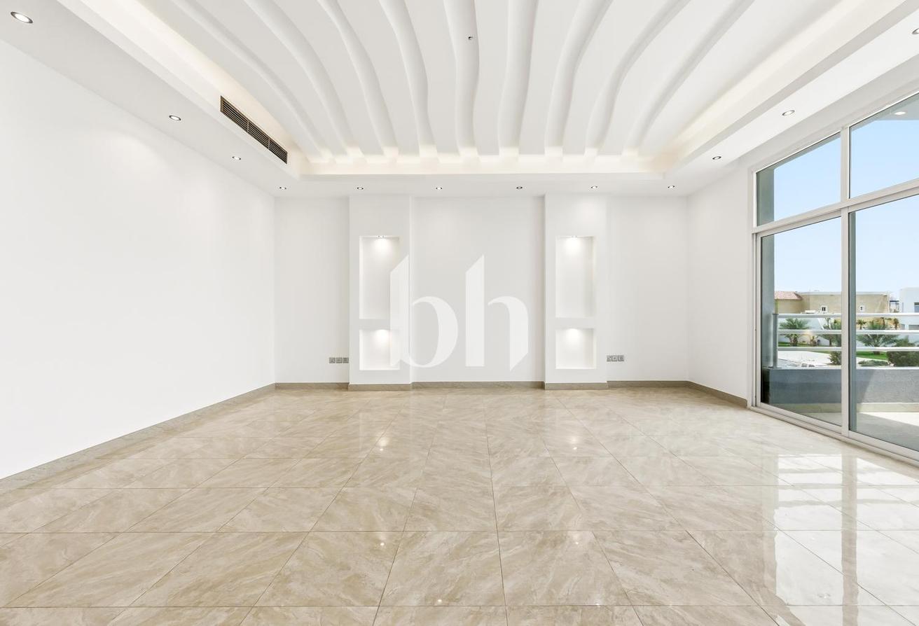 Freshly Upgraded | 5BR | Driver and Maids Room photo 19