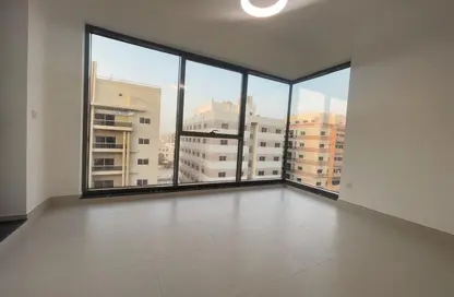 شقة - 2 غرف نوم - 3 حمامات للايجار في مسكن ماكين 1 - الورقاء 1 - الورقاء - دبي شقة - 2 غرف نوم - 3 حمامات للايجار في مسكن ماكين 1 - الورقاء 1 - الورقاء - دبي