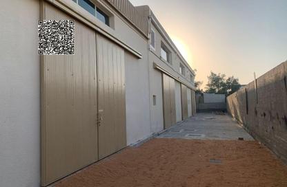 Warehouse - Studio - 6 Bathrooms for sale in Al Jlail - Al Sajaa - Sharjah Warehouse - Studio - 6 Bathrooms for sale in Al Jlail - Al Sajaa - Sharjah