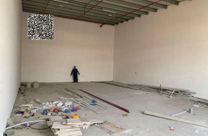 Warehouse - Studio - 6 Bathrooms for sale in Al Jlail - Al Sajaa - Sharjah Warehouse - Studio - 6 Bathrooms for sale in Al Jlail - Al Sajaa - Sharjah