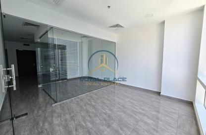 Office Space - Studio - 1 Bathroom for rent in Tamani Art Tower - Business Bay - Dubai