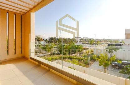 Villa - 4 Bedrooms - 5 Bathrooms for rent in West Yas - Yas Island - Abu Dhabi