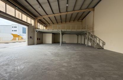 Warehouse - Studio for rent in Dubai Investment Park 1 (DIP 1) - Dubai Investment Park (DIP) - Dubai