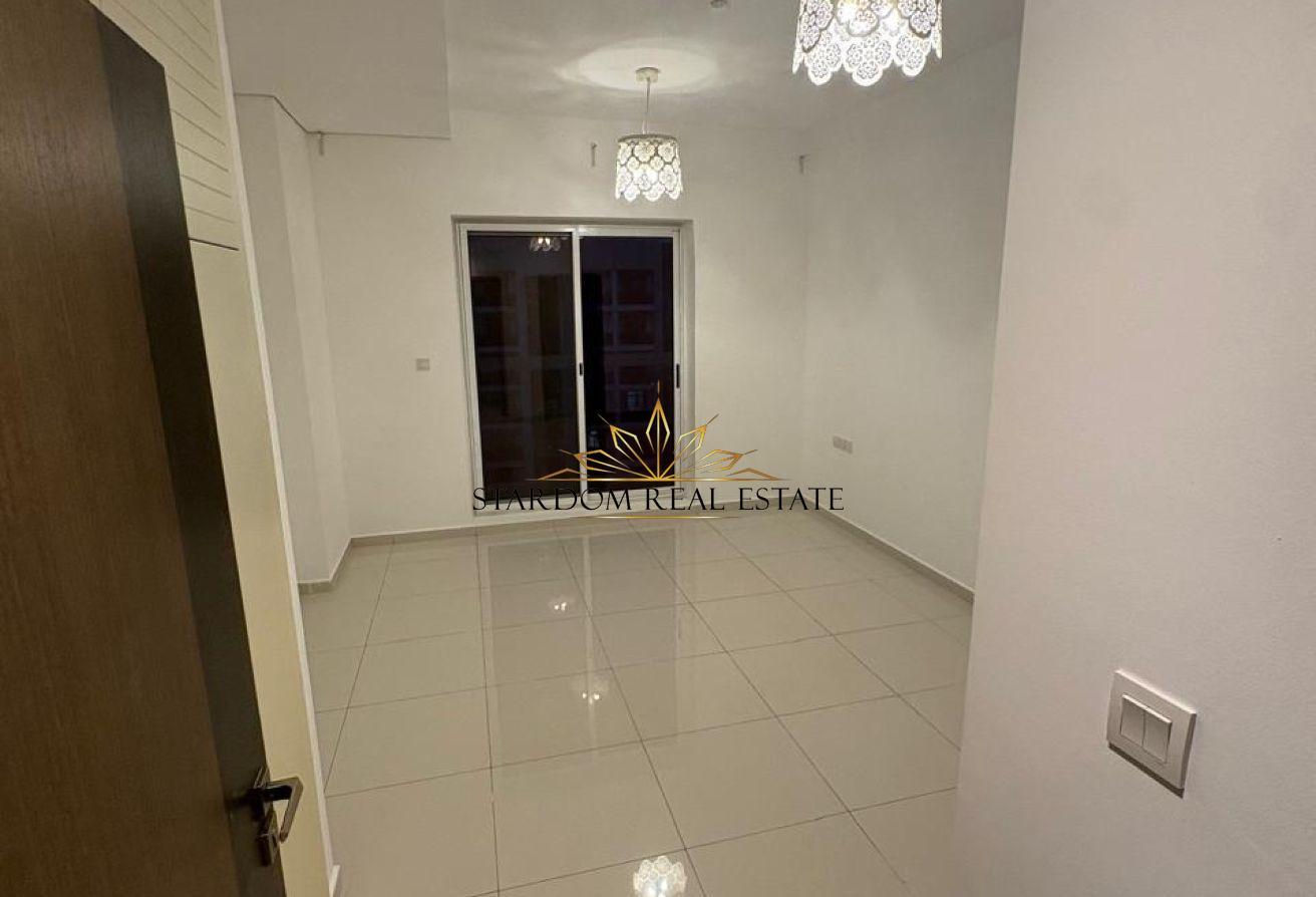 1 BEDROOM | SPACIOUS | BALCONY VIEW | VACANT photo 4
