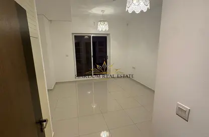 Apartment - 1 Bedroom - 2 Bathrooms for rent in Topaz Residence 1 - Topaz Residence - Dubai Silicon Oasis - Dubai