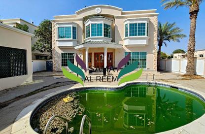 Villa - 5 Bedrooms - 5 Bathrooms for rent in Al Safa 2 Villas - Al Safa 2 - Al Safa - Dubai