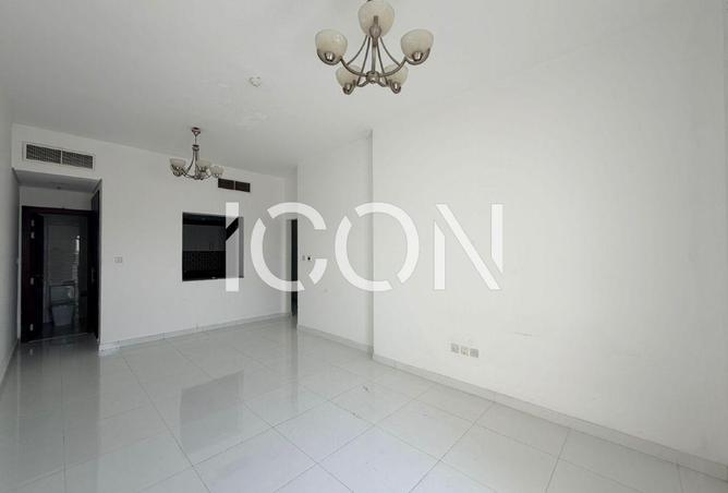 98239121 - Property Image 3