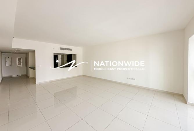 73838586 - Property Image 3