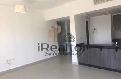 Apartment - 1 Bedroom - 1 Bathroom for rent in Tower 27 - Al Reef Downtown - Al Reef - Abu Dhabi