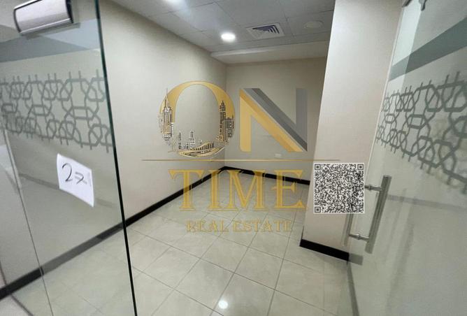 74235005 - Property Image 3