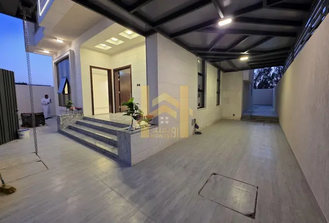 135604008 - Property Image 3
