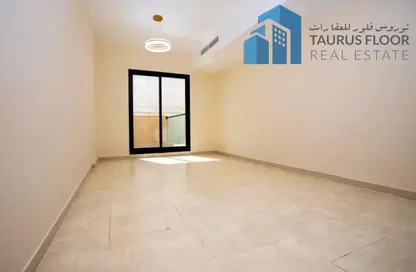 Apartment - 2 Bedrooms - 3 Bathrooms for rent in Al Khabisi - Deira - Dubai