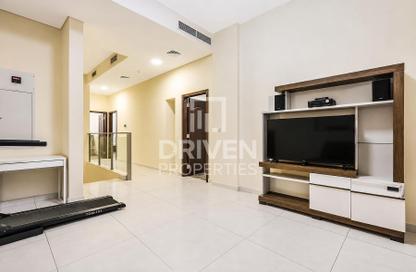 Townhouse - 3 - 4 for rent in The Estate Residence - Phase 1 - Al Furjan - Dubai