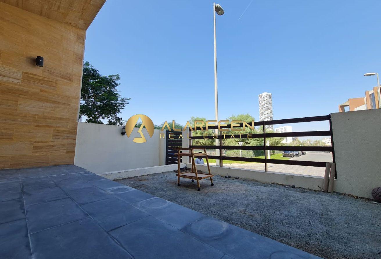 Fully Upgraded | Unfurnished | Prime Location photo 17