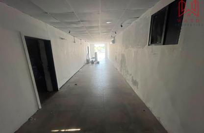 Warehouse - Studio - 6 Bathrooms for rent in Jumeirah 3 Villas - Jumeirah 3 - Jumeirah - Dubai