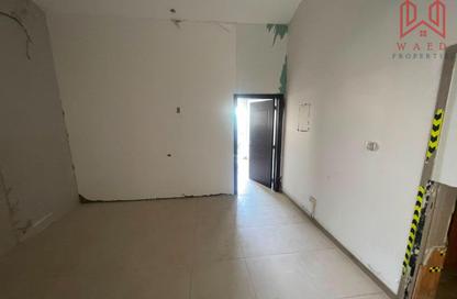 Warehouse - Studio - 6 Bathrooms for rent in Jumeirah 3 Villas - Jumeirah 3 - Jumeirah - Dubai