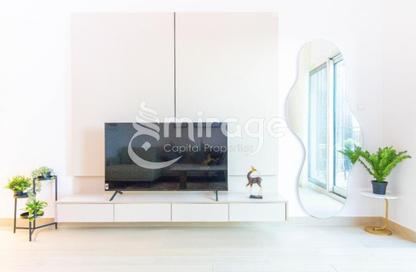 Apartment - 1 Bedroom - 1 Bathroom for rent in Waters Edge - Yas Island - Abu Dhabi