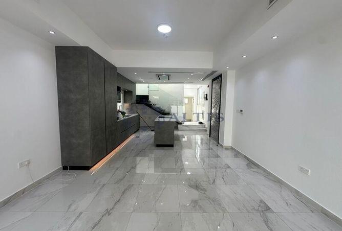 100387277 - Property Image 3